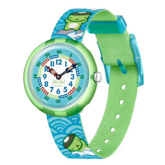 Montre Maroc, Flik Flak, Le Comptoir des Montres, KAWATARO, montre pour enfants, Kappa, design ludique, apprentissage de l'heure, chiffres clairs, boîtier en plastique bio-sourcé vert, bracelet en PET recyclé bleu, mouvement à quartz, étanche 3 Bar, cadeau enfant, aventure, imagination, jeu en plein air.